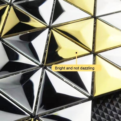 3D円錐形の壁の装飾JISの銀製の金のための三角のステンレス鋼のモザイク・タイル