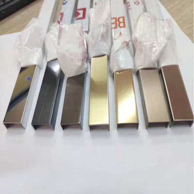 お買い得 U形ステンレス鋼のトリムストライプ 内部と外部のデザインのためのPVD色のスカートボード エッジラッピング オンライン
