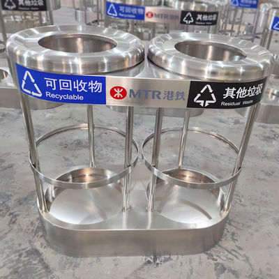 お買い得 メトロホール用カスタマイズされたシルバーカラーメタル喫煙ステンレススチールリサイクルゴミ箱 オンライン