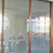 SUS201芸術ガラスが付いている赤い銅のヘアライン ステンレス鋼部屋ディバイダー
