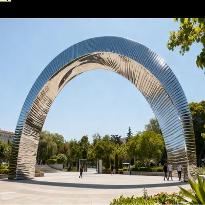 アーキテクチャセンタープロジェクトのためのアークシルバー 316L ライトミラーステンレスステール彫刻公園