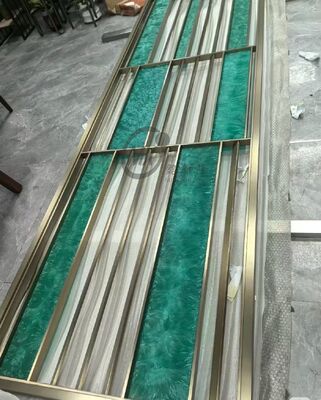 PVD塗装チタンとミラー8kポーランドの現代レーザーカットステンレスステールルームディバイダー